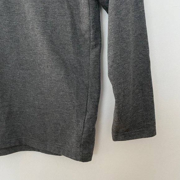 Travis Mathew XL Exits Covered Pullover Henley. Worn once - Picture 5 of 10